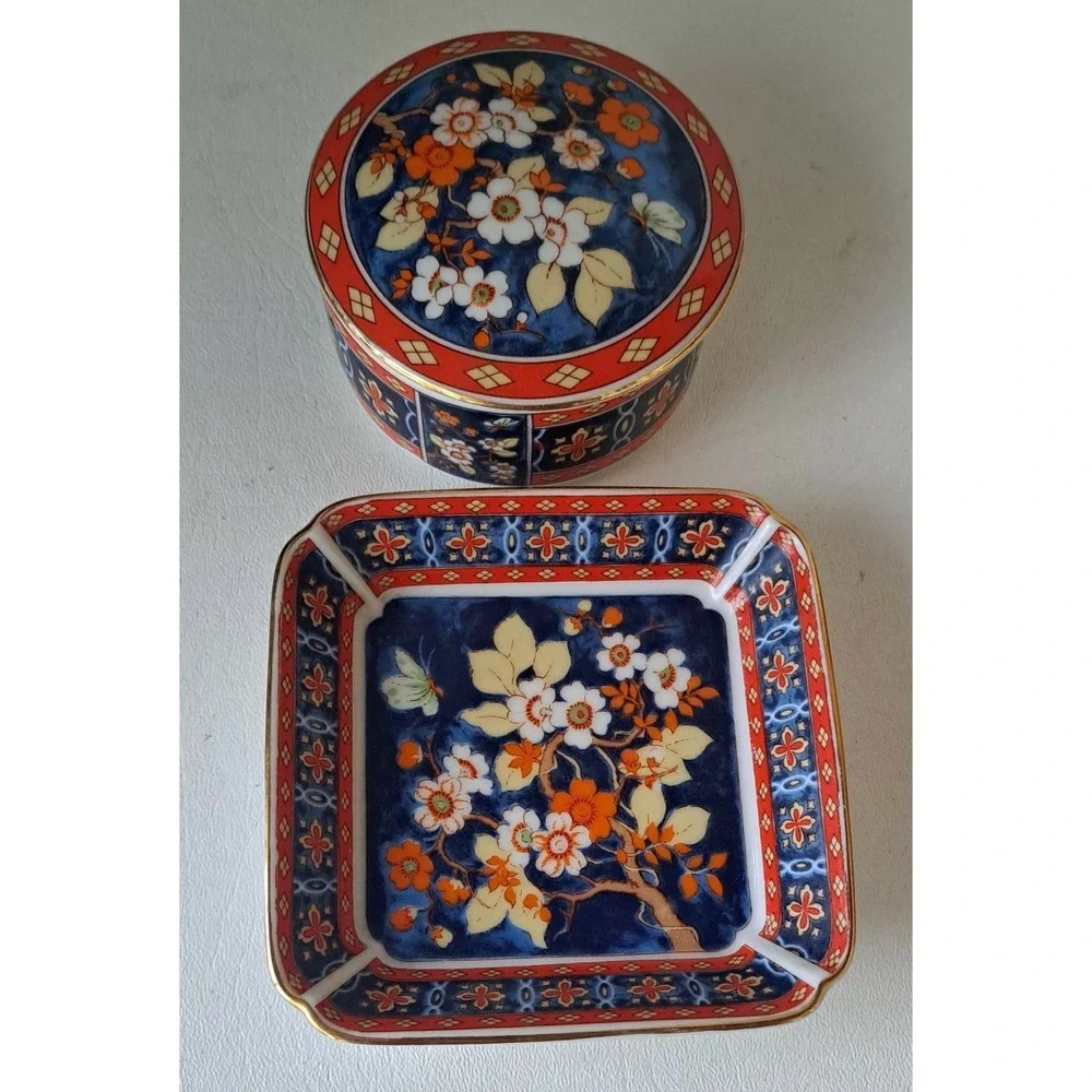 Vintage Chinese Porcelain Trinket Box Set